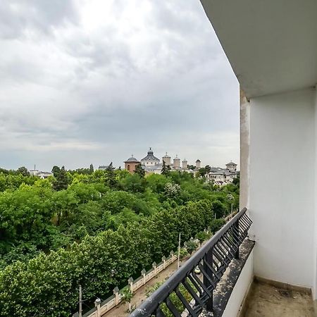 Roof View Bucharest Artesian Fountains Apartment Bagian luar foto